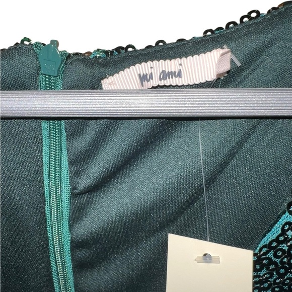 Francesca’s Hunter Green Sequin Romper | Medium - Picture 3 of 4